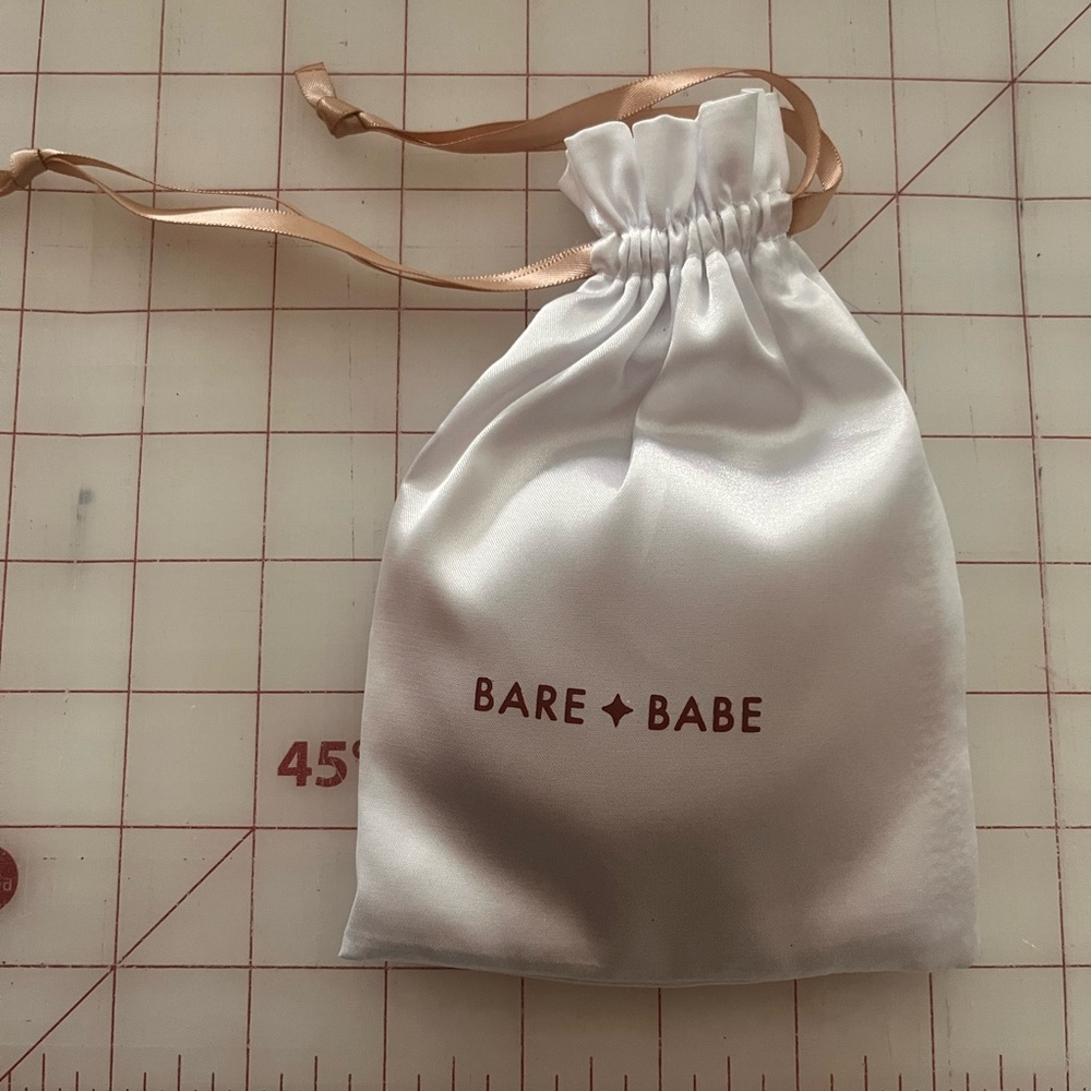 Adhesive Nipple Covers - Tan - Picture 4 of 14